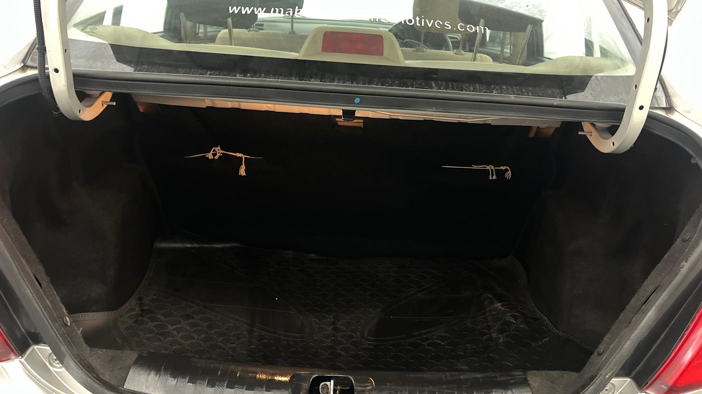 2015 Maruti Swift Dzire VXI, Petrol, Manual, 43,666 km, Boot Inside