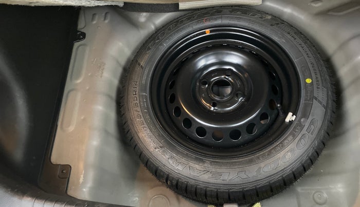 2015 Hyundai Grand i10 SPORTZ 1.2 KAPPA VTVT, Petrol, Manual, 29,209 km, Spare Tyre