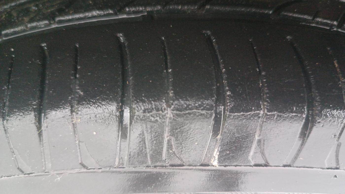 2014 Hyundai Grand i10 SPORTZ AT 1.2 KAPPA VTVT, Petrol, Automatic, 75,396 km, Right Front Tyre Tread