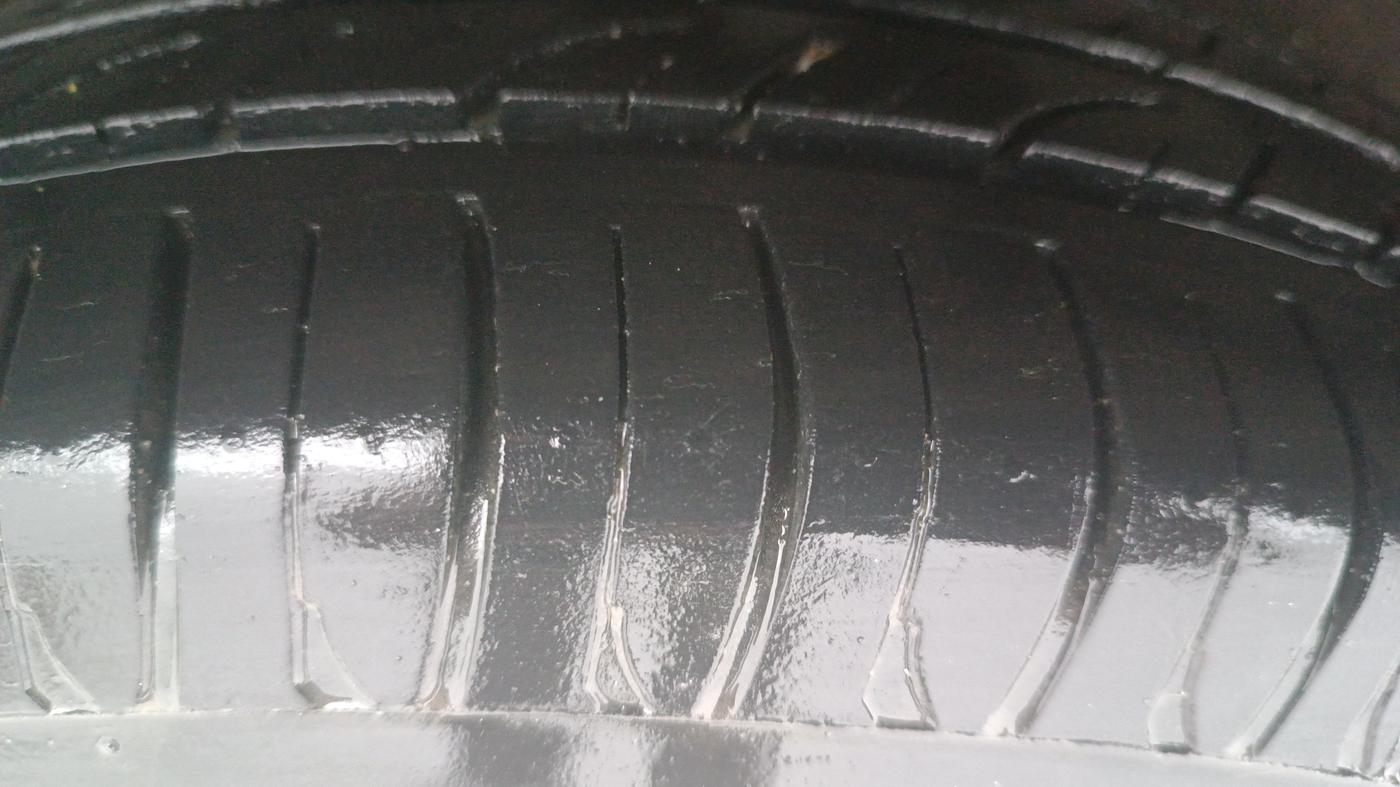 2014 Hyundai Grand i10 SPORTZ AT 1.2 KAPPA VTVT, Petrol, Automatic, 75,396 km, Right Rear Tyre Tread