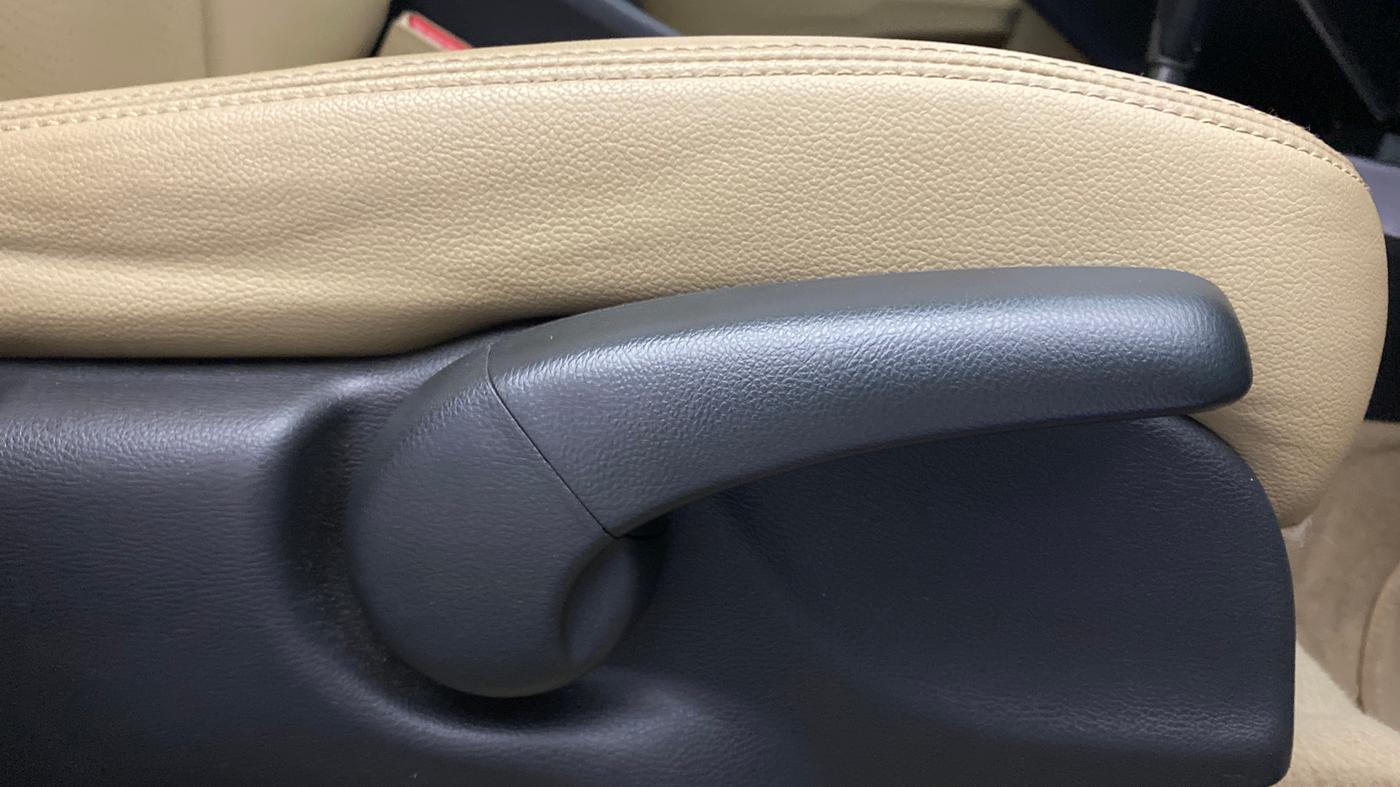 2015 Honda City 1.5L I-VTEC VX CVT, Petrol, Automatic, 57,414 km, Driver Side Adjustment Panel