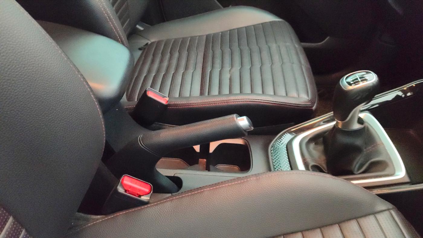 2021 KIA SONET GTX PLUS 1.0 IMT, Petrol, Manual, 37,286 km, Gear Lever
