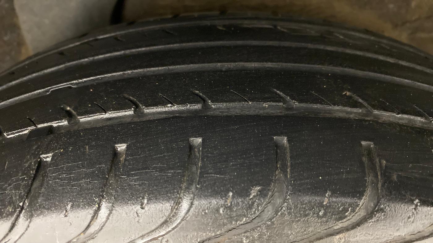 2010 Hyundai i20 MAGNA O 1.2, Petrol, Manual, Left Rear Tyre Tread