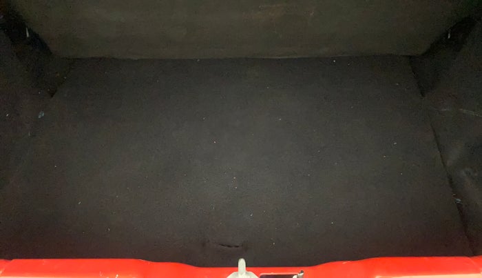 2020 Tata Tiago XZA PLUS DUAL TONE PETROL, Petrol, Automatic, 31,718 km, Boot Inside