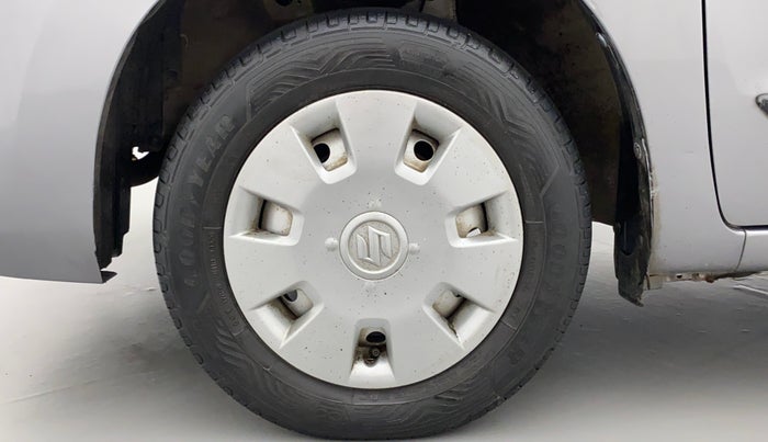 2014 Maruti Wagon R 1.0 LXI CNG, CNG, Manual, 1,00,014 km, Left Front Wheel