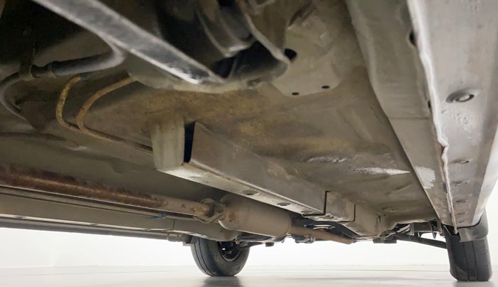 2014 Maruti Wagon R 1.0 LXI CNG, CNG, Manual, 1,00,014 km, Right Side Underbody