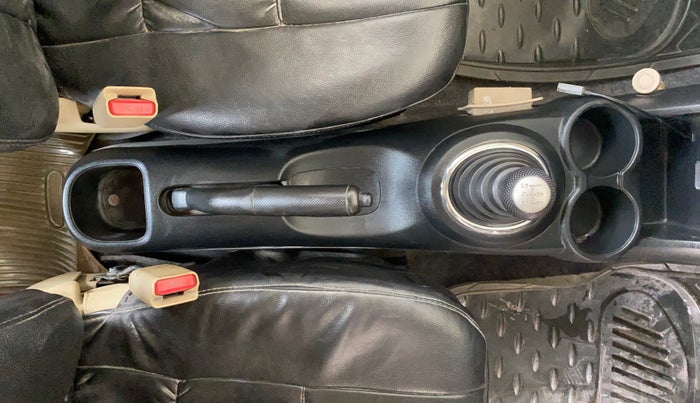 2014 Honda Brio S MT, Petrol, Manual, 77,678 km, Gear Lever