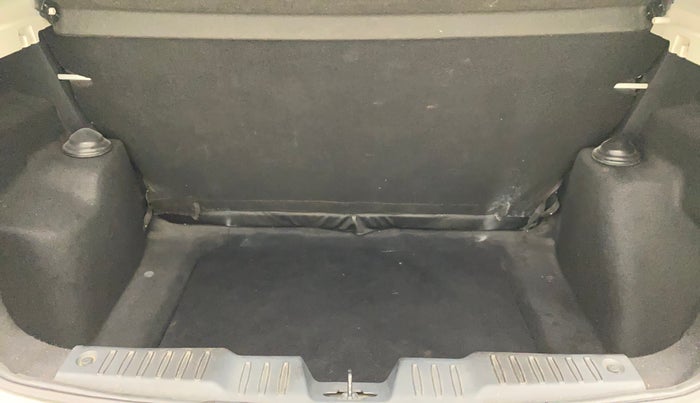 2021 Tata ALTROZ XM PLUS PETROL, Petrol, Manual, 39,297 km, Boot Inside