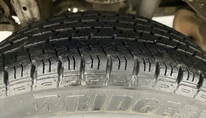 2014 Maruti Alto K10 LXI, Petrol, Manual, 35,889 km, Right Rear Tyre Tread