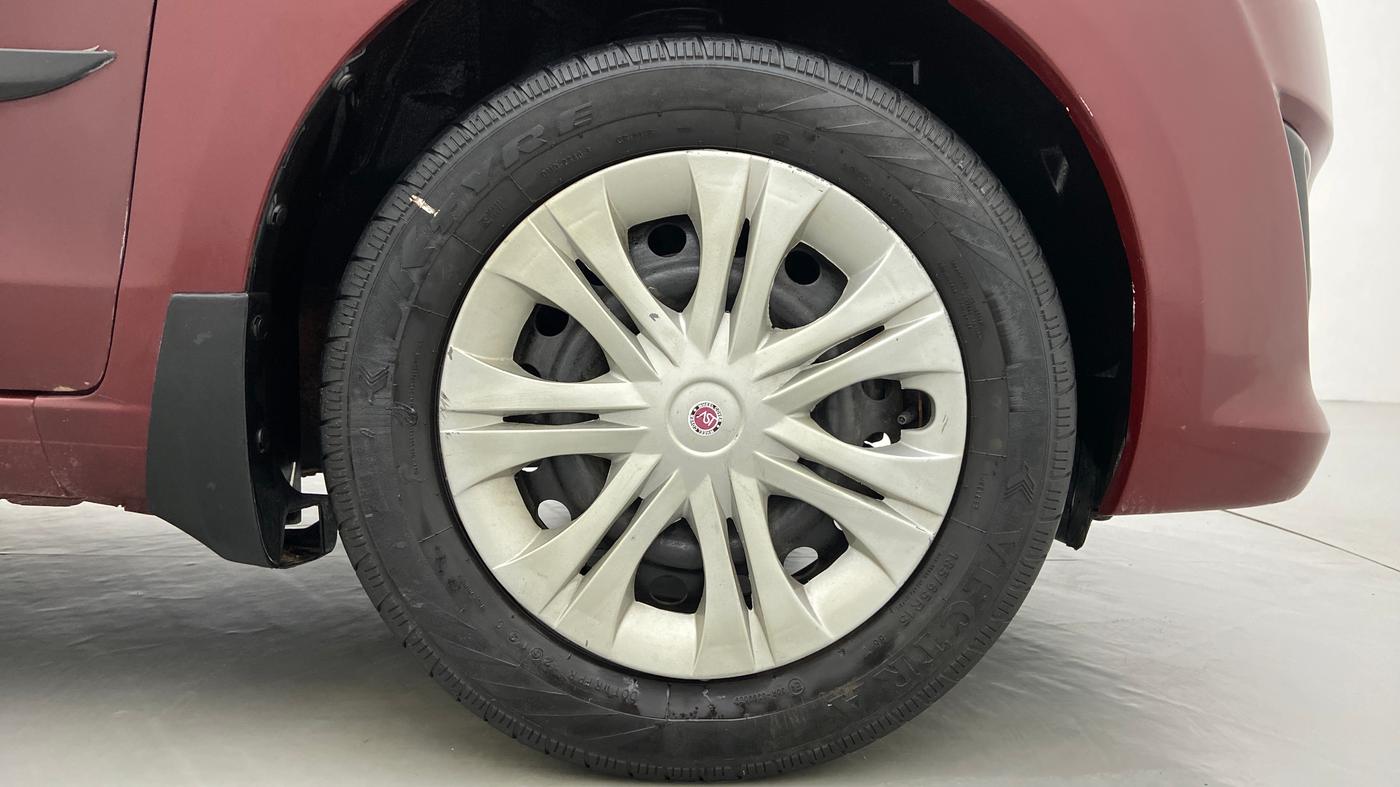 2013 Maruti Ertiga VDI ABS, Diesel, Manual, 1 km, Right Front Wheel