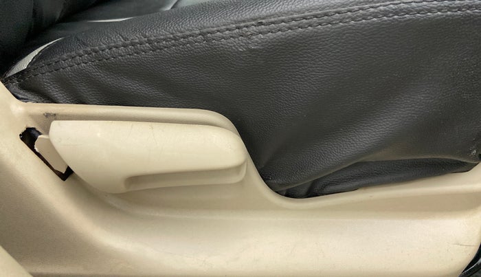 2013 Maruti Ertiga VDI ABS, Diesel, Manual, 1 km, Driver Side Adjustment Panel