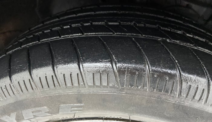 2013 Maruti Ertiga VDI ABS, Diesel, Manual, 1 km, Right Front Tyre Tread