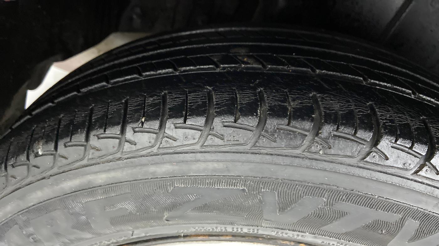 2013 Maruti Ertiga VDI ABS, Diesel, Manual, 1 km, Right Rear Tyre Tread