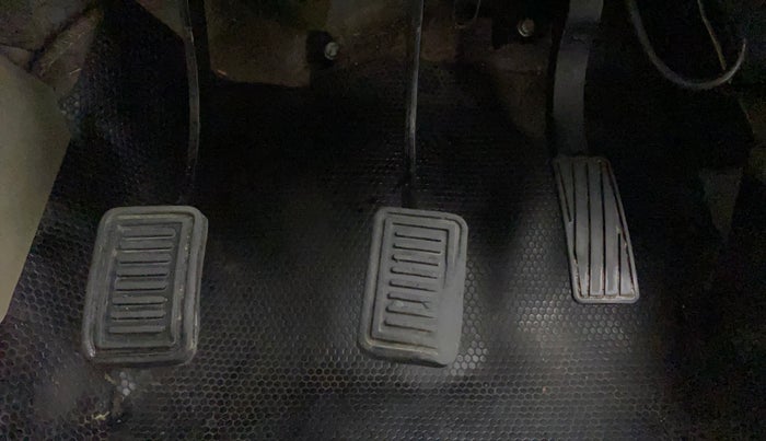 2019 Mahindra Bolero POWER PLUS SLE, Diesel, Manual, 90,161 km, Pedals