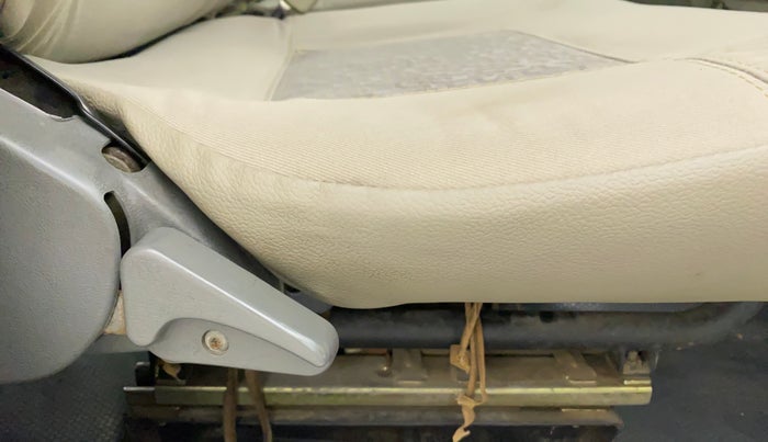 2019 Mahindra Bolero POWER PLUS SLE, Diesel, Manual, 90,161 km, Driver Side Adjustment Panel