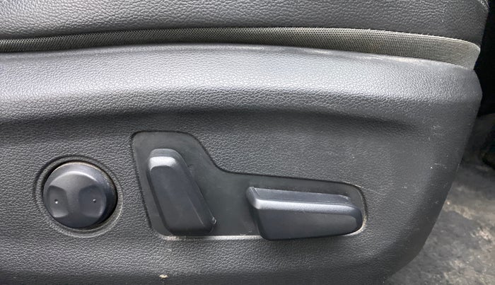 2018 Hyundai New Elantra 2.0 SX(O) AT PETROL, Petrol, Automatic, 46,379 km, Electrically Adjustable Driver's Seat