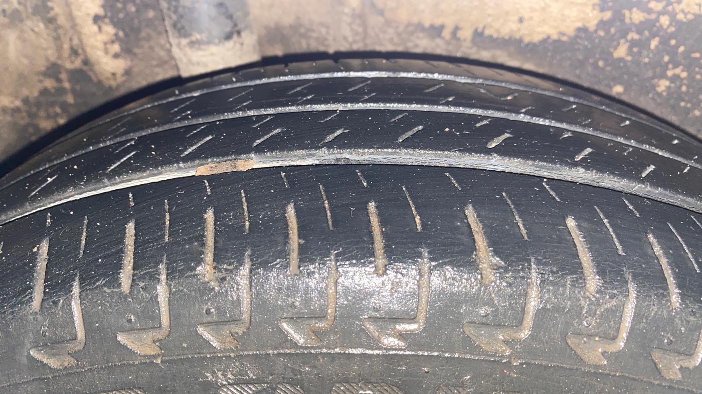 2017 Maruti IGNIS DELTA 1.2, Petrol, Manual, 60,156 km, Right Rear Tyre Tread