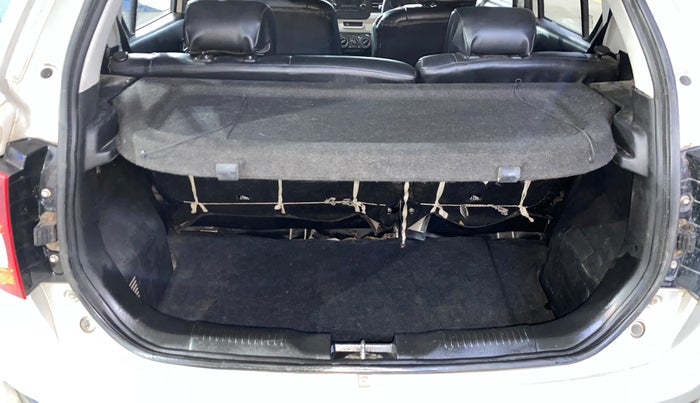 2017 Maruti IGNIS DELTA 1.2, Petrol, Manual, 60,156 km, Boot Inside