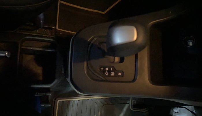 2024 Maruti New Wagon-R VXI 1.0 AMT, Petrol, Automatic, 6,067 km, Gear Lever