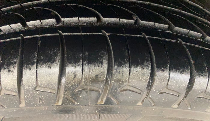 2012 Maruti Swift ZDI, Diesel, Manual, 78,442 km, Right Rear Tyre Tread