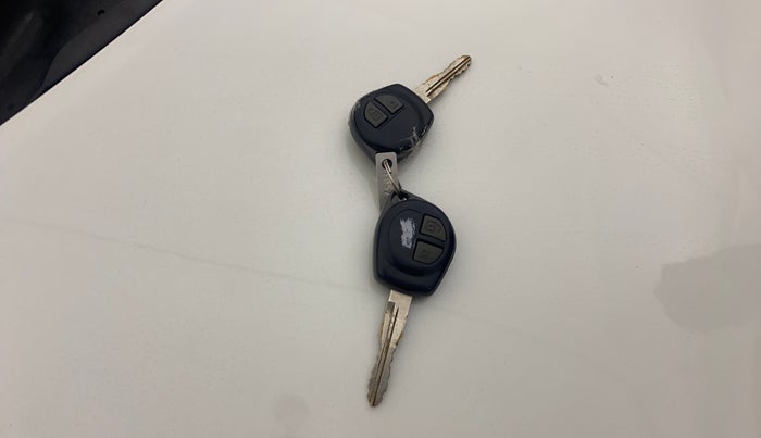 2012 Maruti Swift ZDI, Diesel, Manual, 78,442 km, Key Close Up