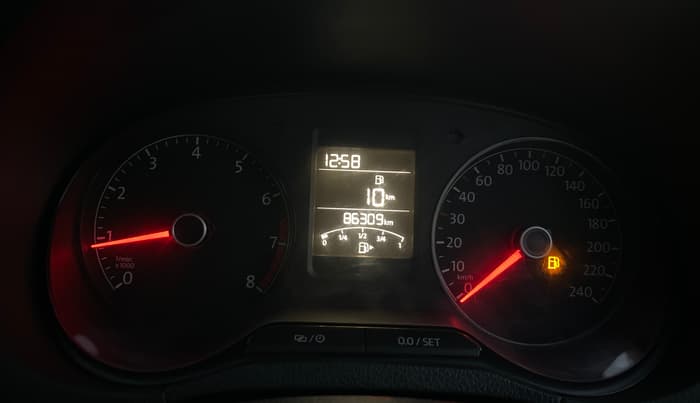 2017 Volkswagen Ameo HIGHLINE1.2L PLUS 16 ALLOY, Petrol, Manual, 87,495 km, Odometer Image
