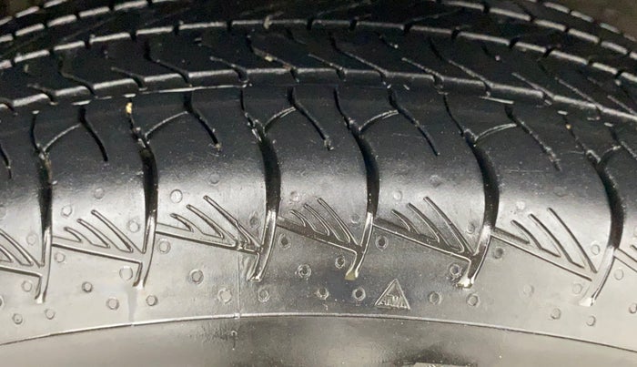 2023 Maruti Grand Vitara DELTA SMART HYBRID, Petrol, Manual, 16,011 km, Right Front Tyre Tread