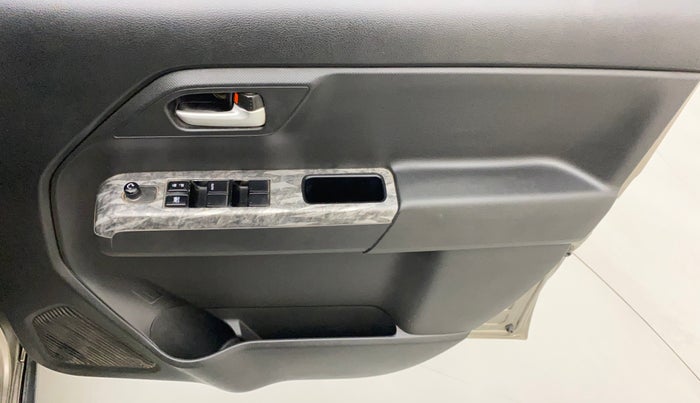 2020 Maruti New Wagon-R VXI (O) 1.2, Petrol, Manual, 66,530 km, Driver Side Door Panels Control