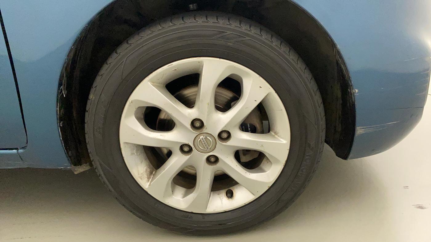 2014 Nissan Micra XV CVT, Petrol, Automatic, 61,652 km, Right Front Wheel
