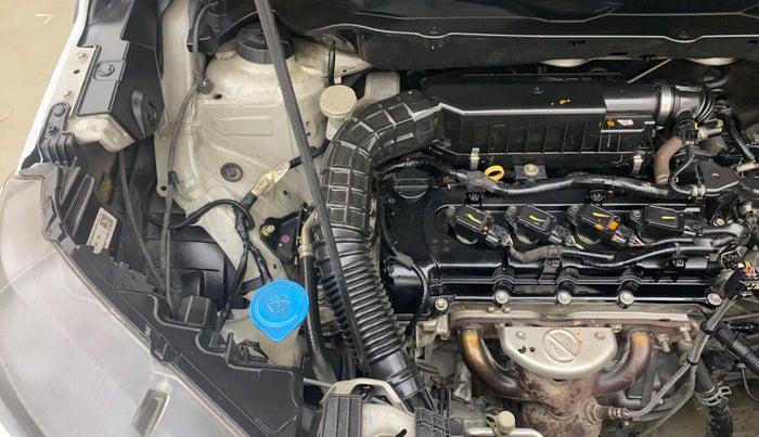 2020 Maruti XL6 ZETA MT, Petrol, Manual, 93,882 km, Engine View - Right