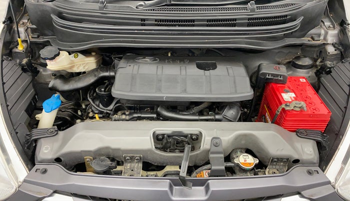 2016 Hyundai Eon 1.0 MAGNA +, Petrol, Manual, 15,182 km, Engine View