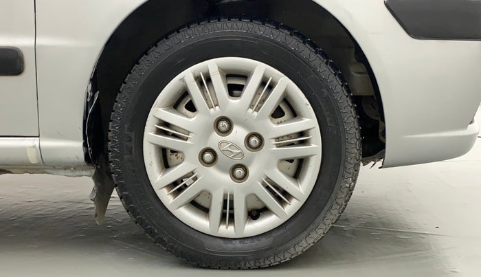2010 Hyundai Santro Xing GLS, Petrol, Manual, 43,622 km, Right Front Wheel