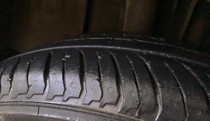 2023 Nissan MAGNITE  XE AMT EZ Shift, Petrol, Automatic, 21,273 km, Right Rear Tyre Tread