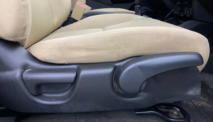 2015 Honda Jazz 1.2L I-VTEC SV, Petrol, Manual, 43,675 km, Driver Side Adjustment Panel