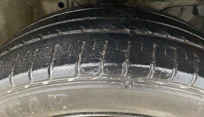 2015 Honda Jazz 1.2L I-VTEC SV, Petrol, Manual, 43,675 km, Right Front Tyre Tread