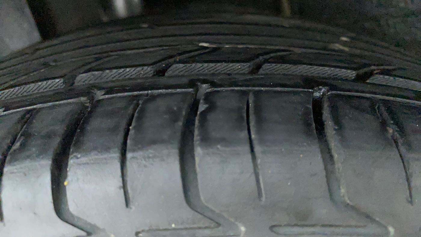 2021 Tata ALTROZ XZ DIESEL, Diesel, Manual, 52,451 km, Right Rear Tyre Tread