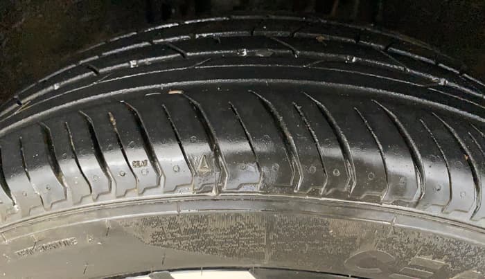 2021 Renault Kiger RXZ TURBO MT, Petrol, Manual, 67,323 km, Right Front Tyre Tread