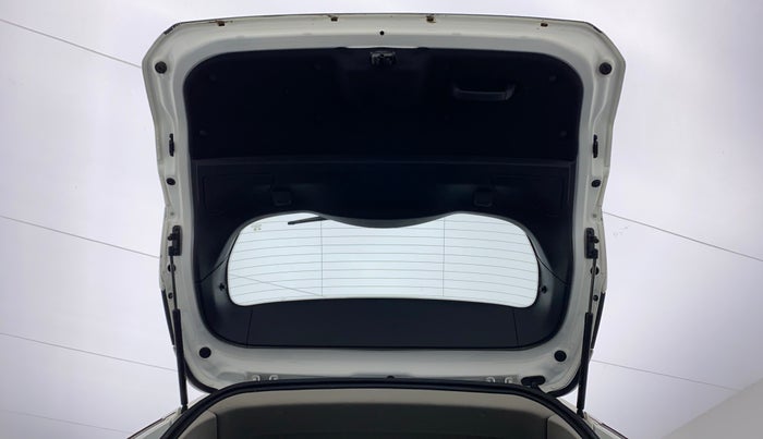 2019 Tata Harrier XZ 2.0L Kryotec, Diesel, Manual, 28,748 km, Boot Door Open