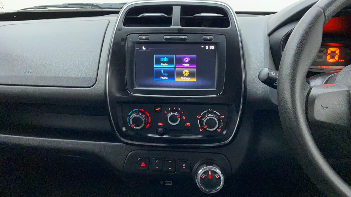 2019 Renault Kwid RXT 1.0 EASY-R AT OPTION, Petrol, Automatic, 42,472 km, Air Conditioner