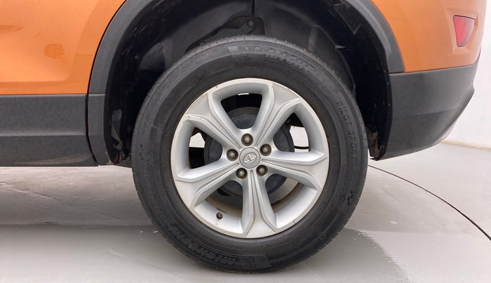 2019 Tata Harrier XZ 2.0L, Diesel, Manual, 84,497 km, Left Rear Wheel