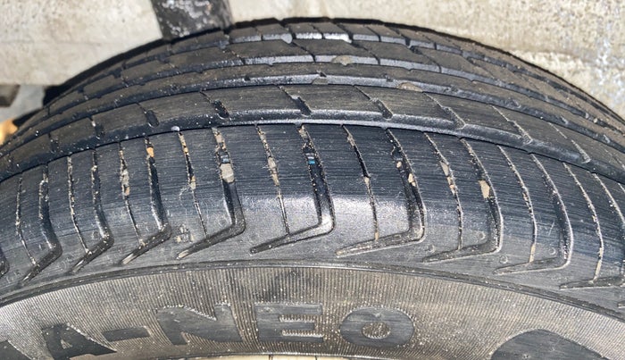 2023 Maruti New Wagon-R VXI CNG 1.0, CNG, Manual, 24,231 km, Right Rear Tyre Tread