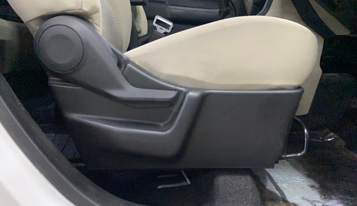 2023 Maruti New Wagon-R VXI CNG 1.0, CNG, Manual, 24,231 km, Driver Side Adjustment Panel