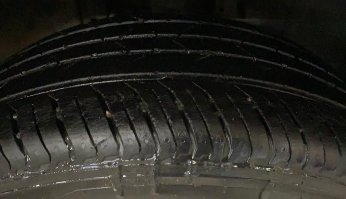 2022 Renault Kiger RXE MT, Petrol, Manual, 16,180 km, Right Front Tyre Tread