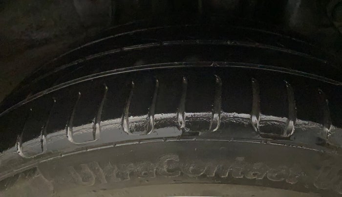 2016 Hyundai Elite i20 ASTA 1.2 (O), Petrol, Manual, 72,807 km, Left Rear Tyre Tread