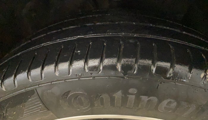 2016 Hyundai Elite i20 ASTA 1.2 (O), Petrol, Manual, 72,807 km, Right Front Tyre Tread