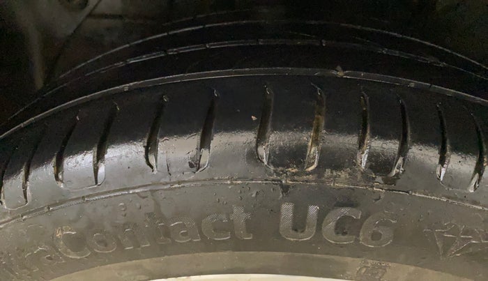 2016 Hyundai Elite i20 ASTA 1.2 (O), Petrol, Manual, 72,807 km, Right Rear Tyre Tread
