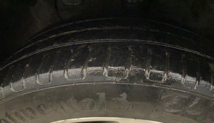 2016 Hyundai Elite i20 ASTA 1.2 (O), Petrol, Manual, 72,807 km, Left Front Tyre Tread