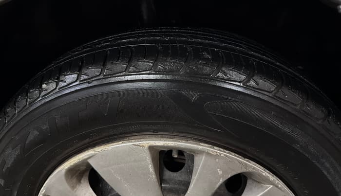 2018 Maruti Baleno DELTA PETROL 1.2, Petrol, Manual, 65,002 km, Right Front Tyre Tread
