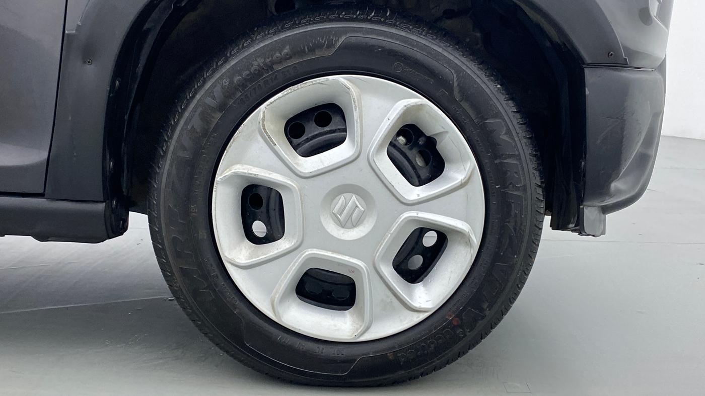2020 Maruti S PRESSO VXI PLUS, Petrol, Manual, 9,330 km, Right Front Wheel