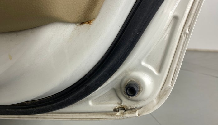 2013 Honda Brio 1.2 S MT I VTEC, Petrol, Manual, 97,753 km, Right rear door - Slightly rusted